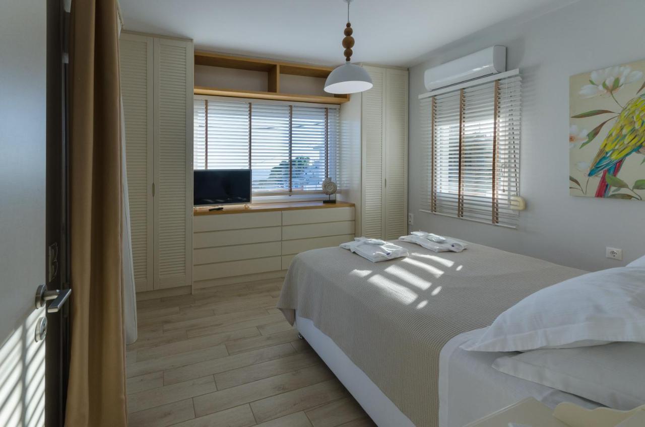 Aegean Suites Votsi  Bagian luar foto