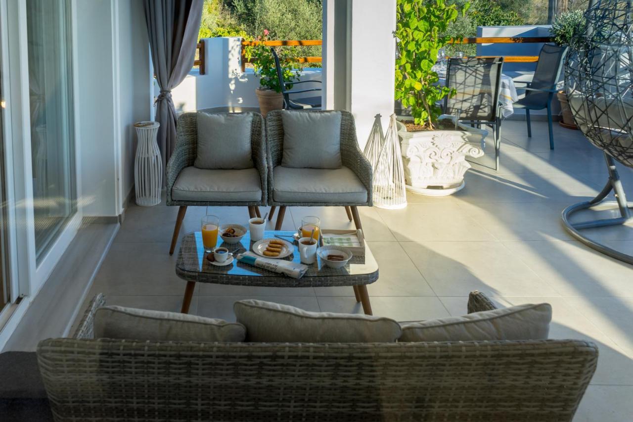 Aegean Suites Votsi  Bagian luar foto