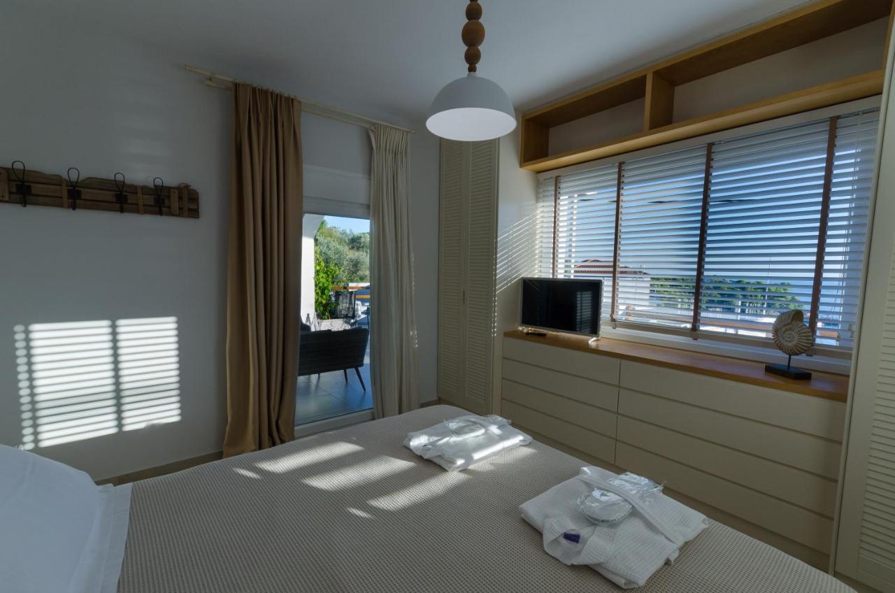 Aegean Suites Votsi  Bagian luar foto