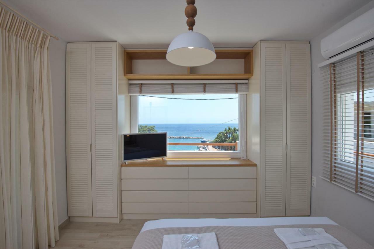 Aegean Suites Votsi  Bagian luar foto
